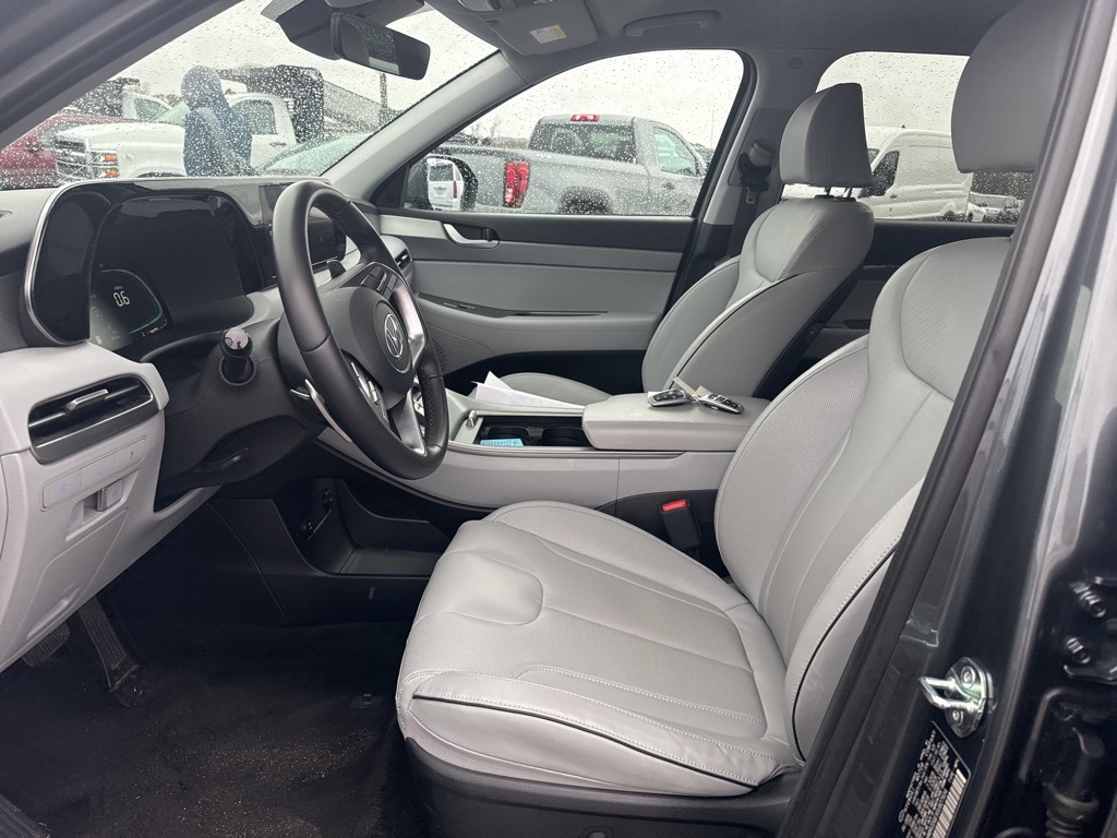 2025 Hyundai Palisade SEL photo 4