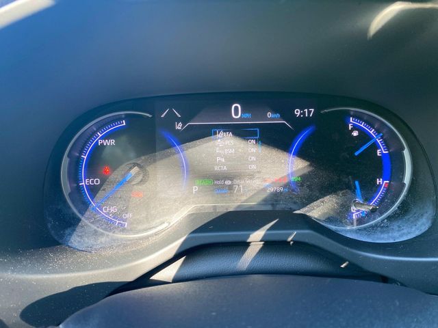 2021 Toyota RAV4 Hybrid XSE photo 16