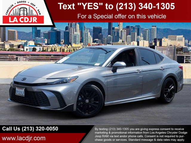 2025 Toyota Camry SE