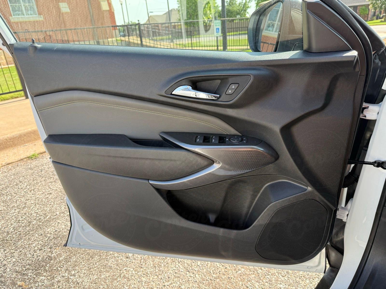 2025 Chevrolet Trax ACTIV photo 21