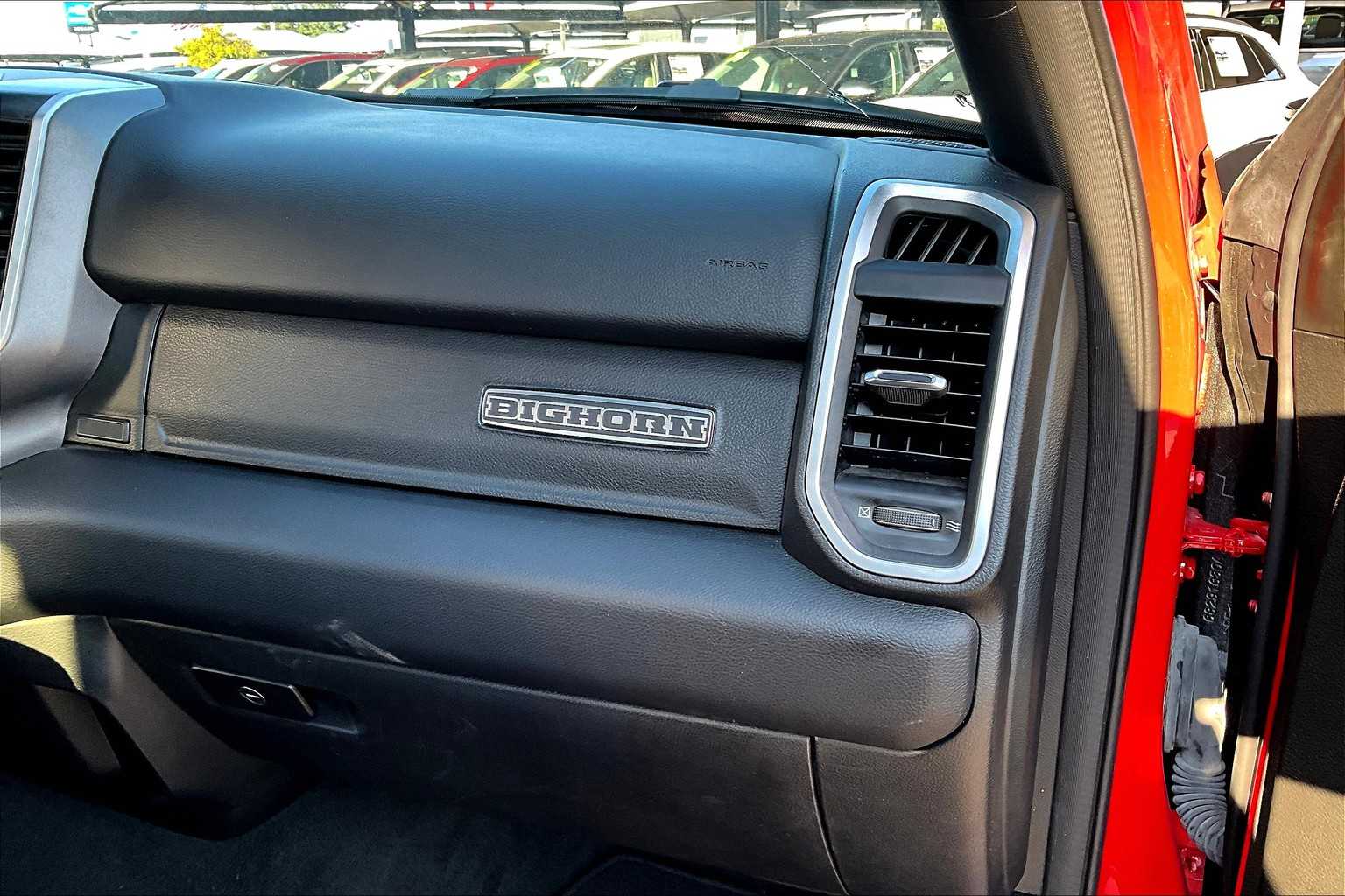 2023 Ram 1500 Big Horn photo 17