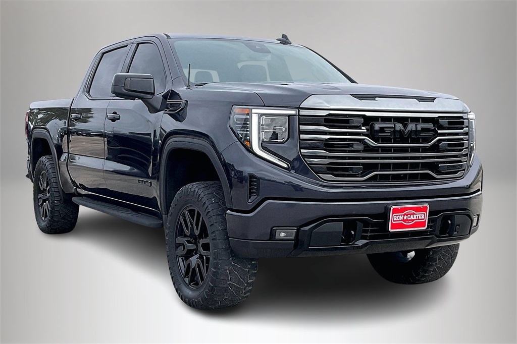 2022 GMC Sierra 1500 AT4's photo