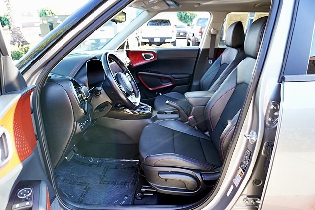 Used 2023 Gray Kia GT-Line image 13