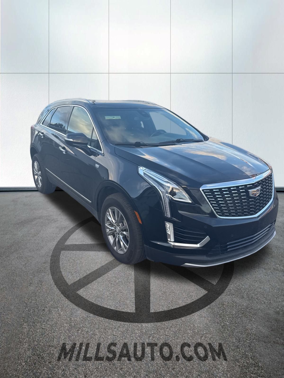 Used 2021 Cadillac XT5 Premium Luxury with VIN 1GYKNDRS7MZ104938 for sale in Baxter, Minnesota