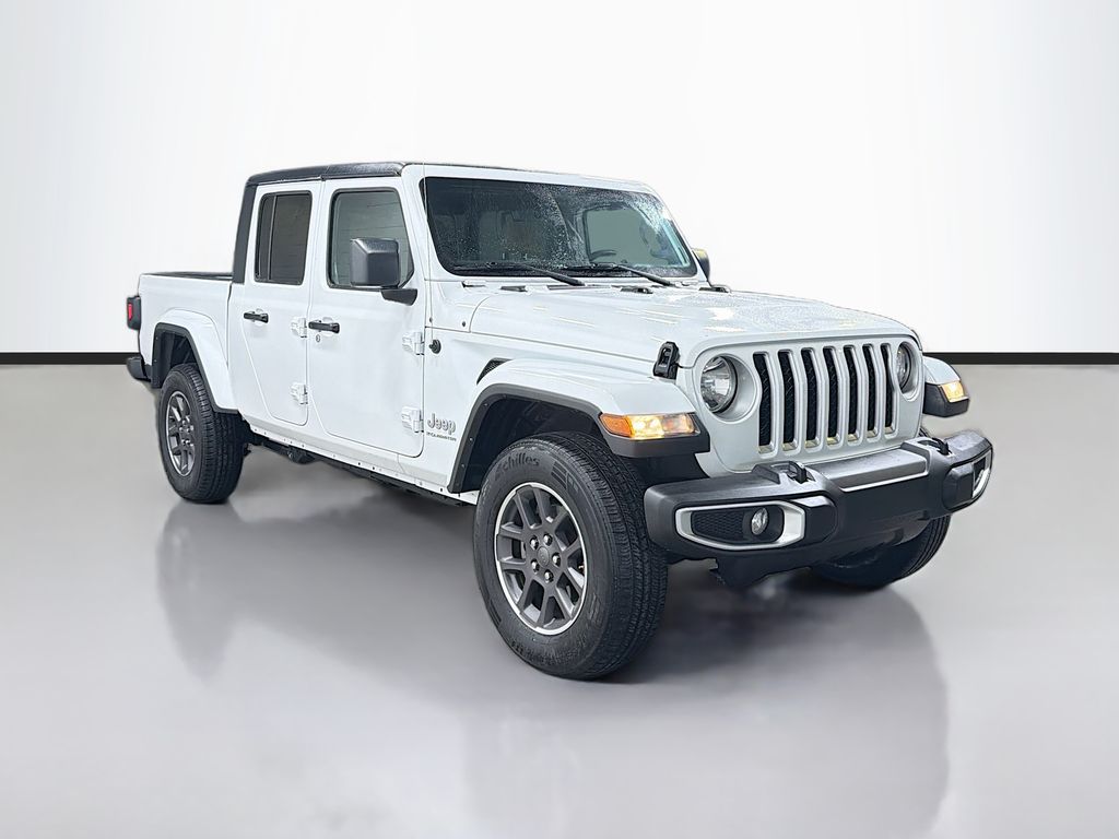 2023 Jeep Gladiator Overland's photo