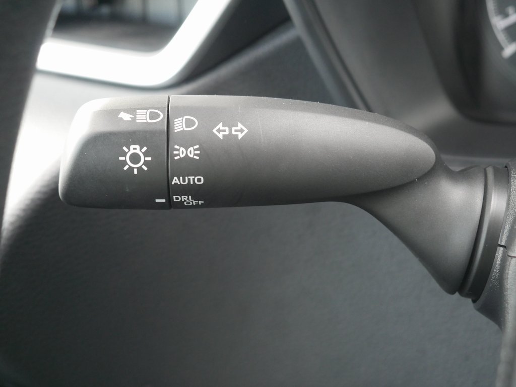 2022 Toyota Corolla LE photo 23