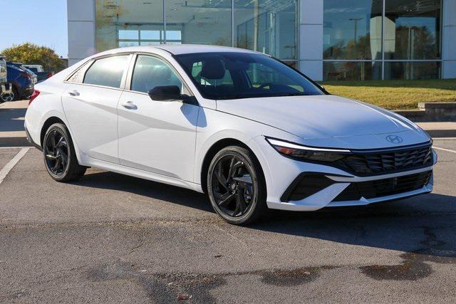 2026 Hyundai Elantra Blue's photo