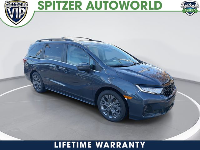 2026 Honda Odyssey Touring's photo