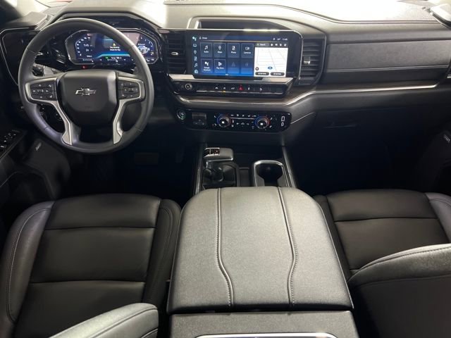 2024 Chevrolet Silverado 1500 LT Trail Boss photo 2