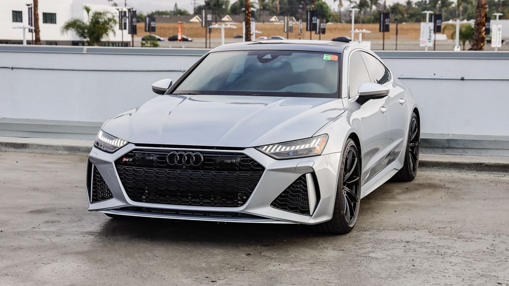 2023 Audi RS 7 Base photo 3