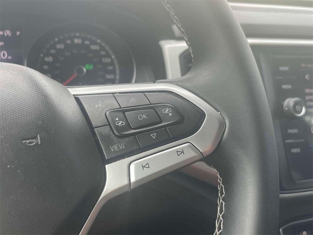 2021 Volkswagen Atlas Cross Sport SE Technology photo 17
