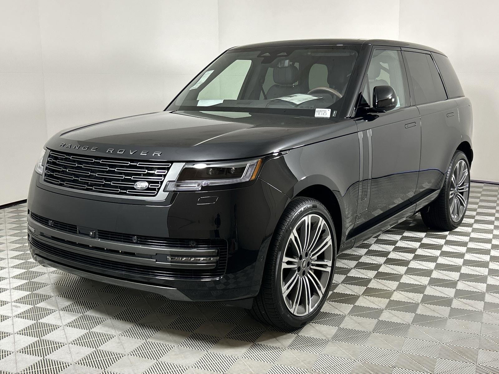 2025 Land Rover Range Rover SE's photo