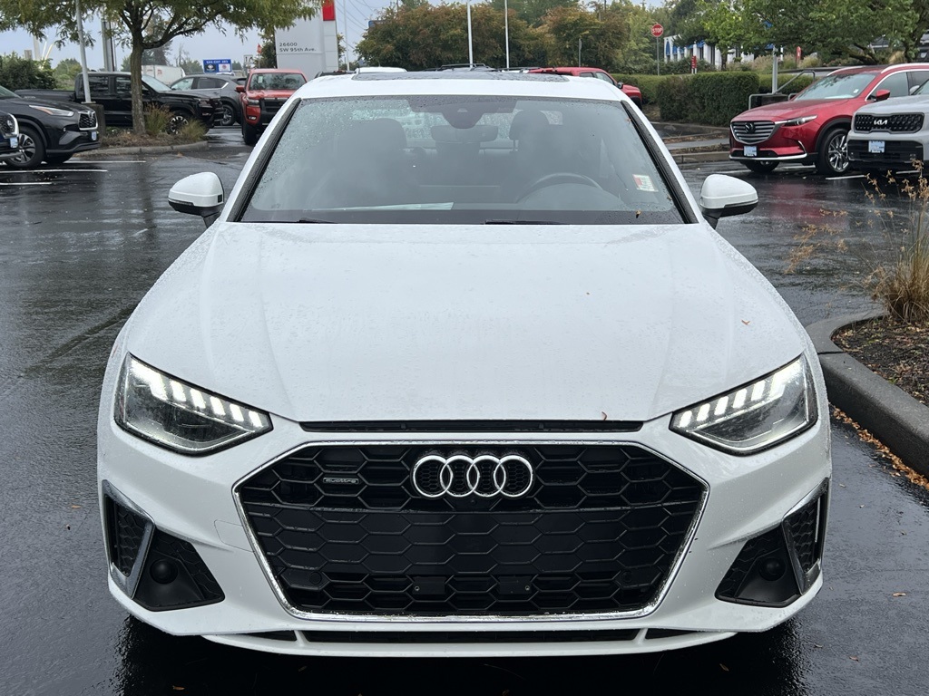 2023 Audi A4 45 S line Premium Plus Quattro photo 2