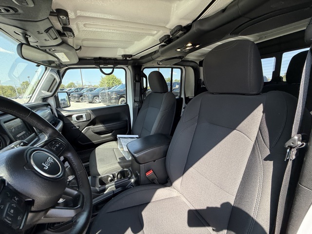 2022 Jeep Gladiator Willys photo 13