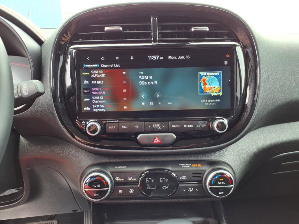 2024 Kia Soul GT-Line photo 22