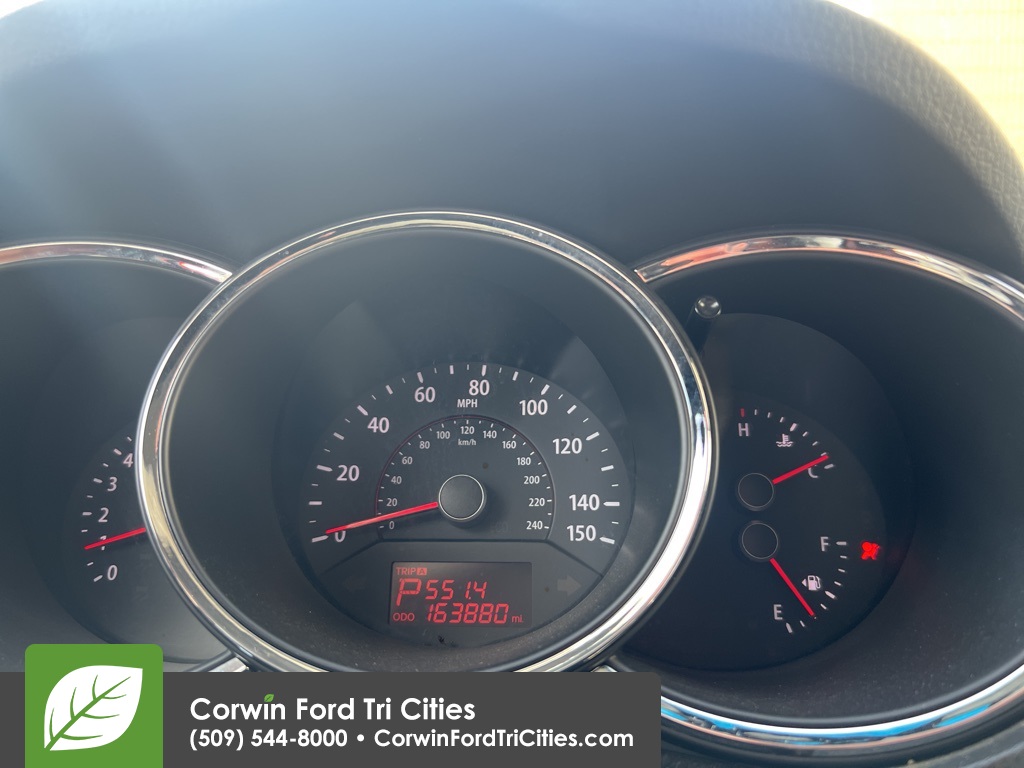 2013 Kia Sorento LX photo 2