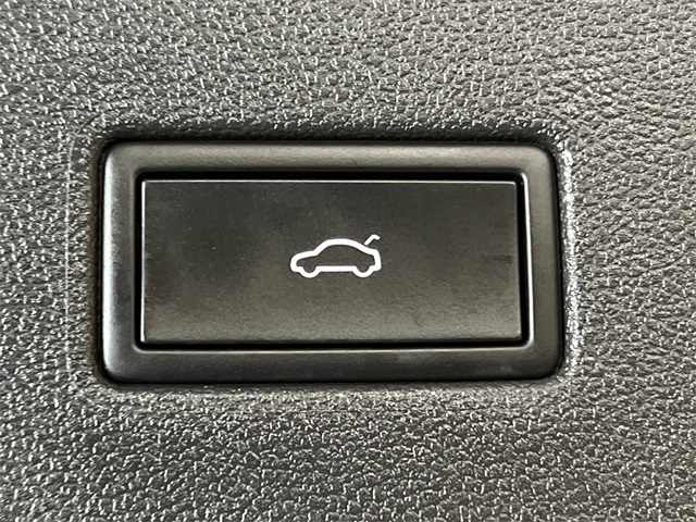 2024 Volkswagen Tiguan SE R-Line Black photo 3