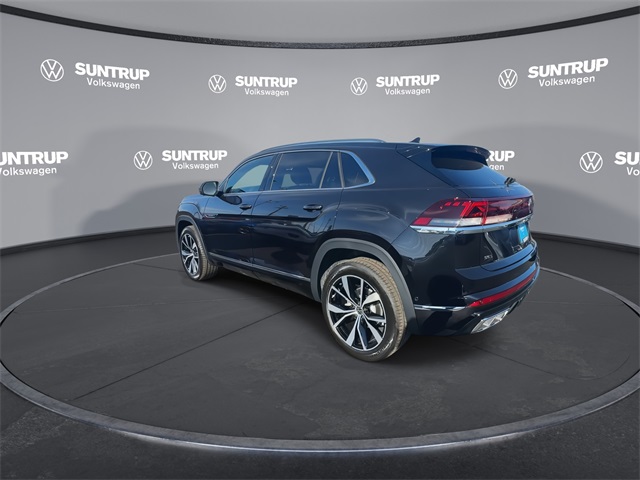 2025 Volkswagen Atlas Cross Sport SEL Premium R-Line photo 11