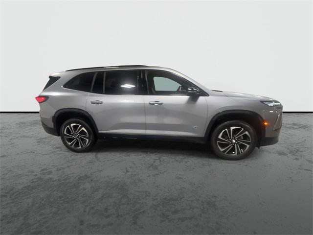 2026 Buick Enclave Sport Touring photo 2