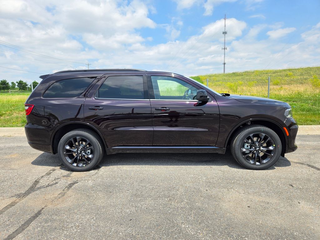 2025 Dodge Durango GT photo 2