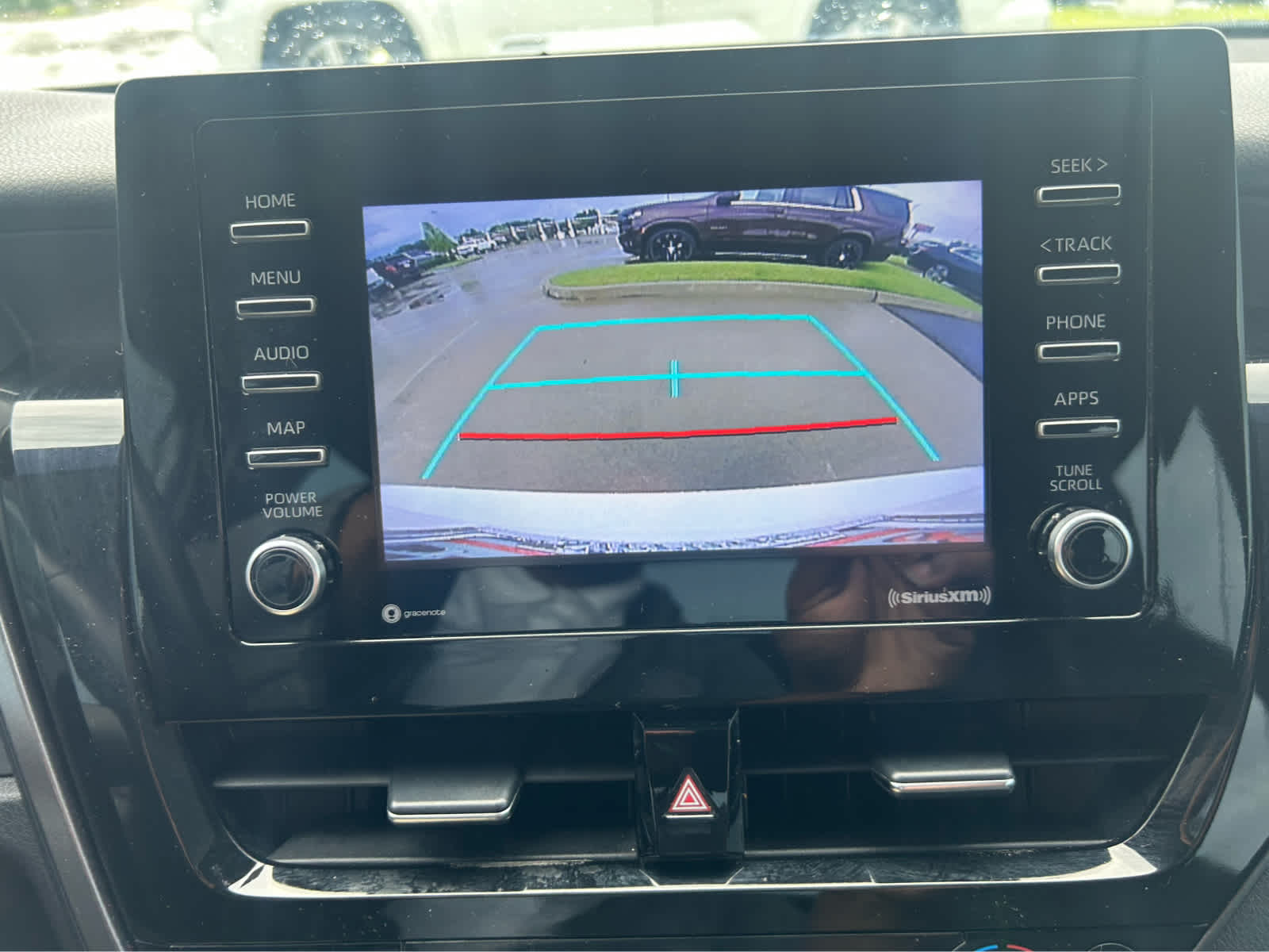 2023 Toyota Camry SE photo 14