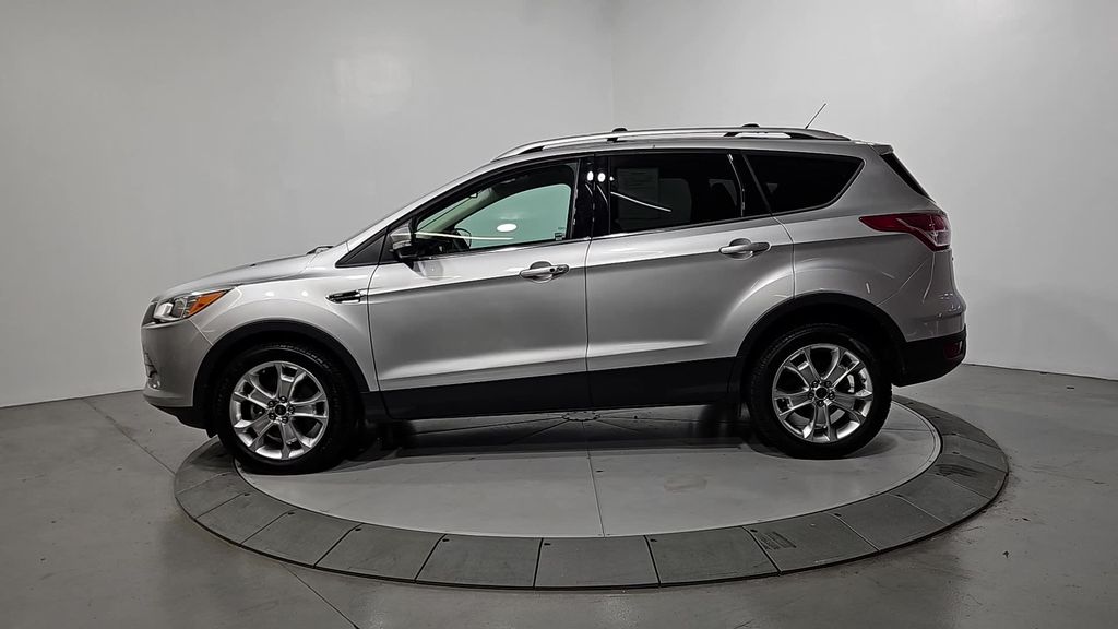 2014 Ford Escape Titanium photo 2