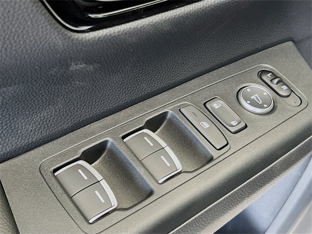 2026 Honda CR-V Hybrid Sport Touring photo 20