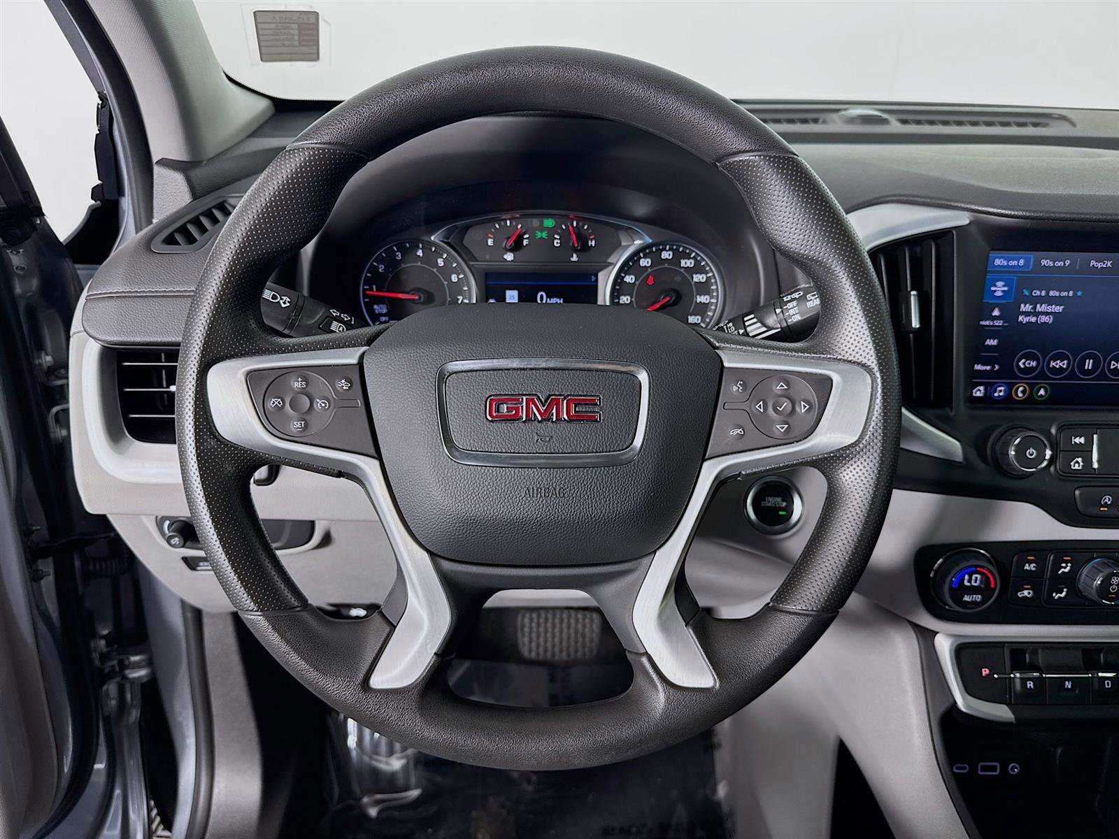2023 Gmc Terrain SLE photo 12