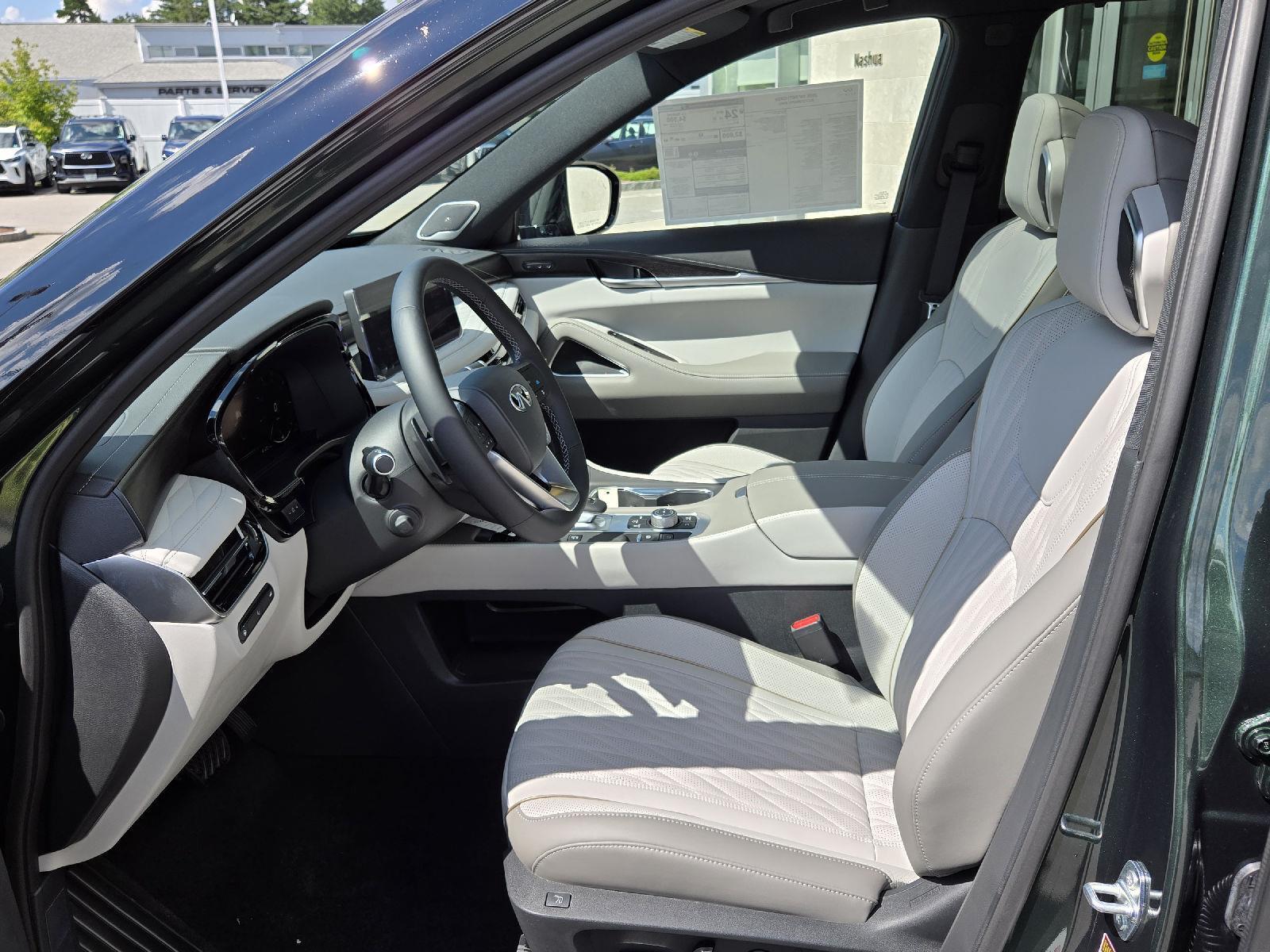2026 Infiniti QX60 Autograph AWD photo 2