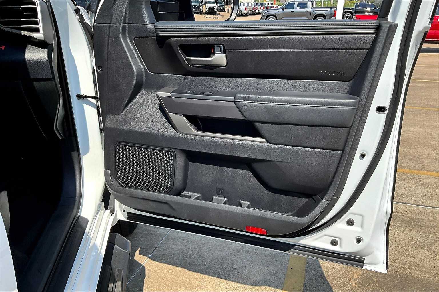 2022 Toyota Tundra SR5 photo 21