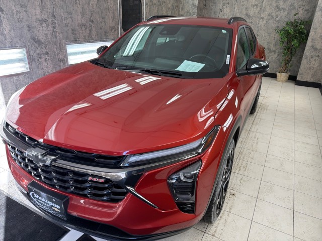 2024 Chevrolet Trax RS's photo