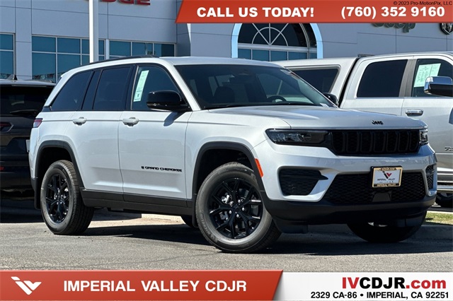 2025 Jeep Grand Cherokee Altitude's photo