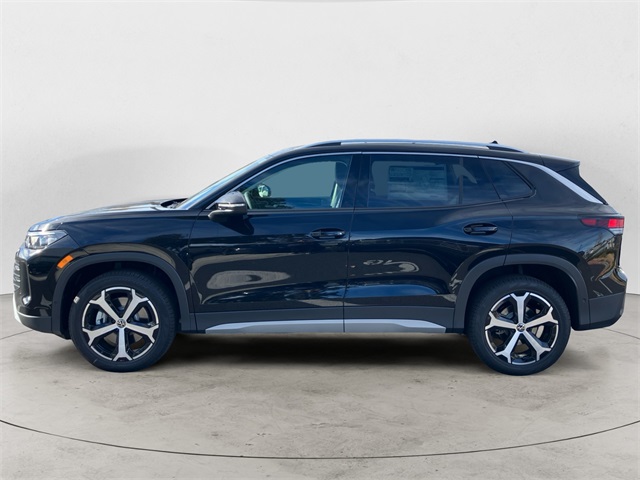 2026 Volkswagen Tiguan SE photo 2