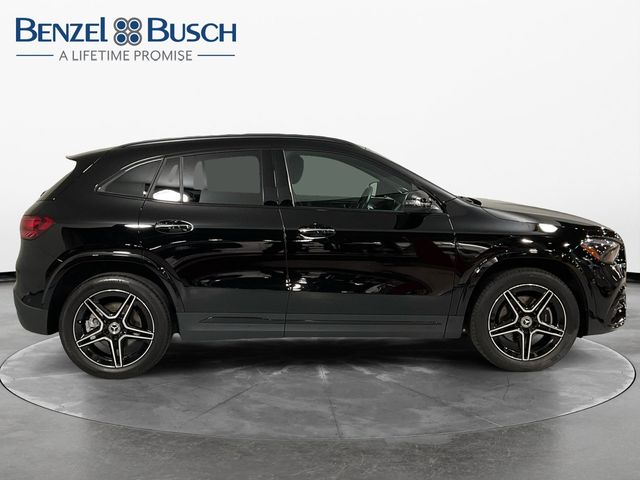 2025 Mercedes Benz GLA 250 4MATIC photo 2