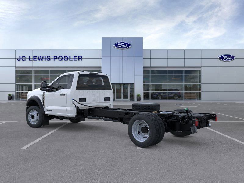 2025 Ford F-550 XL photo 5