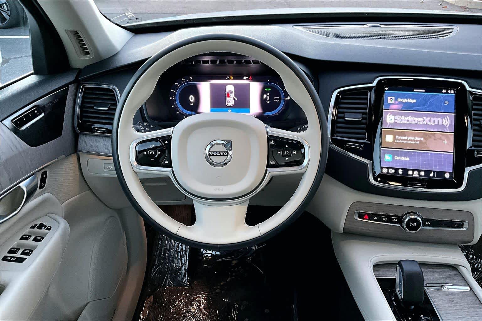 2023 Volvo XC90 Recharge Plus photo 2