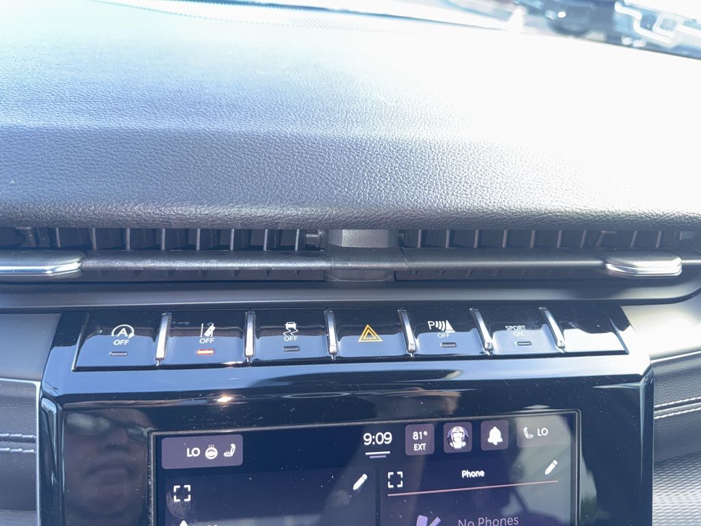 2023 Jeep Grand Cherokee Altitude photo 20