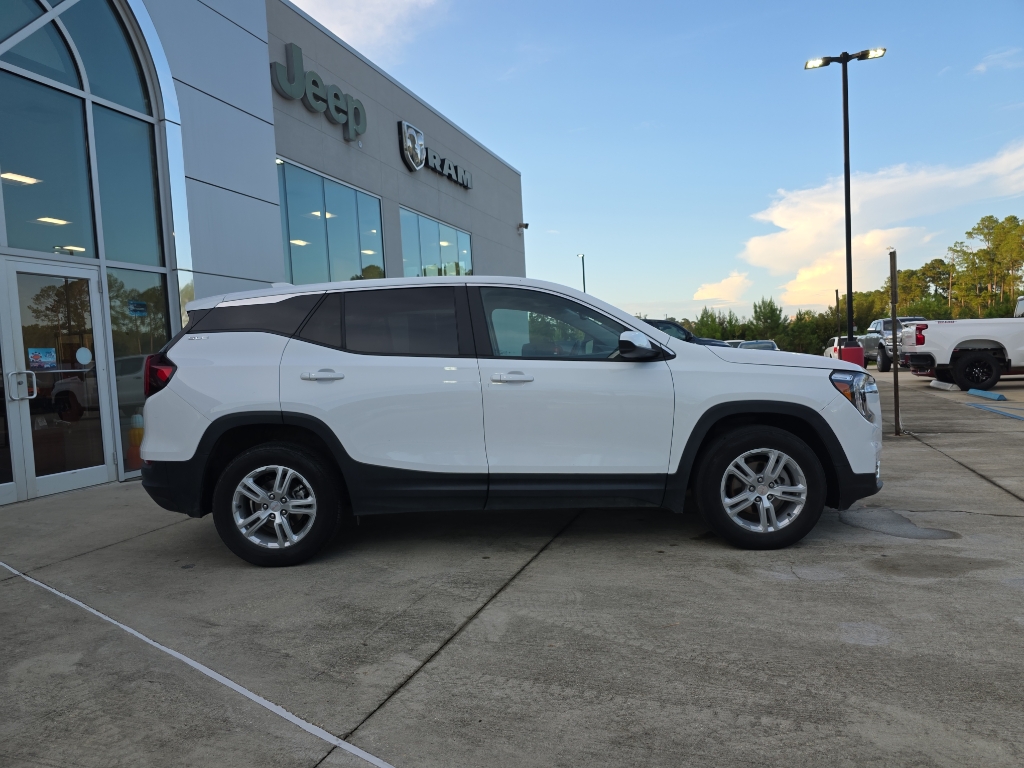 2022 Gmc Terrain SLE photo 7