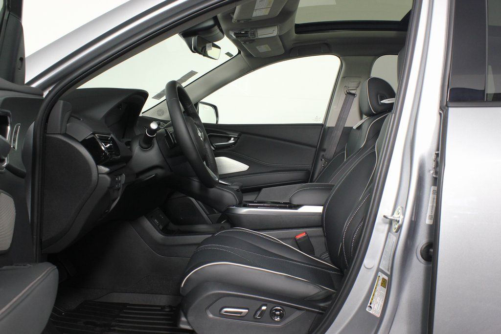 2025 Acura RDX Advance photo 5