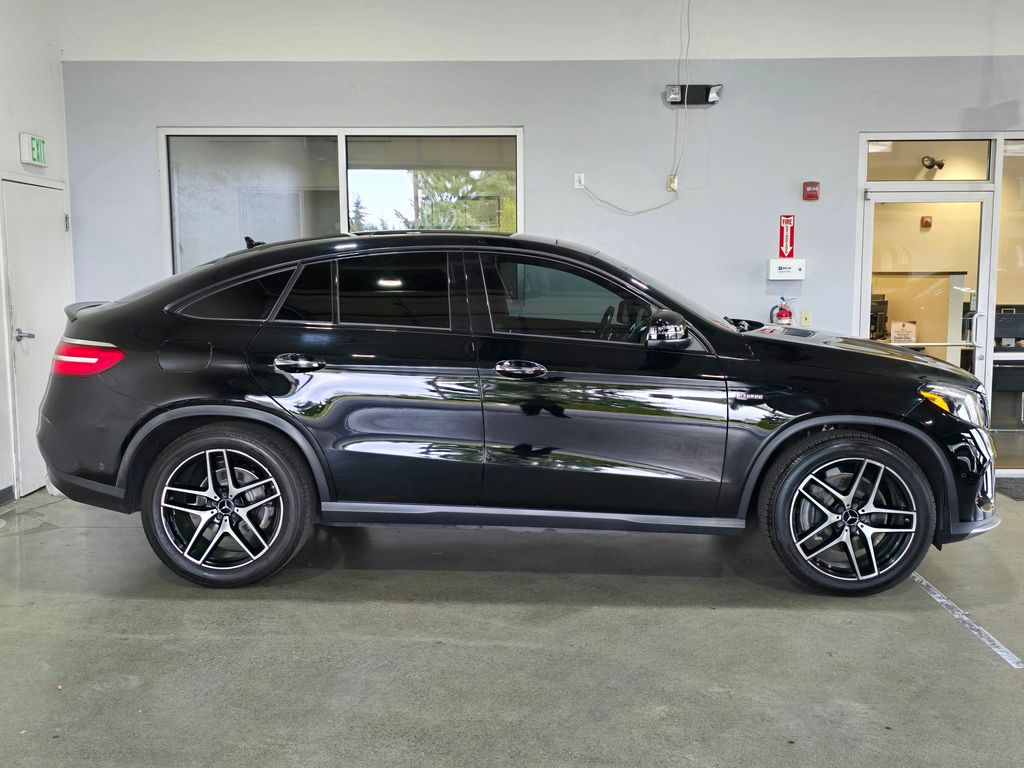 2019 Mercedes Benz GLE 43 AMG 4MATIC photo 4