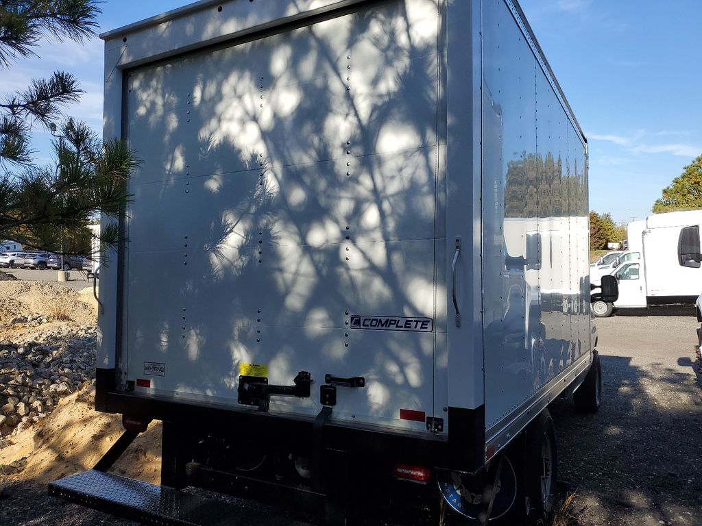 2024 Ford E-350 Base photo 4