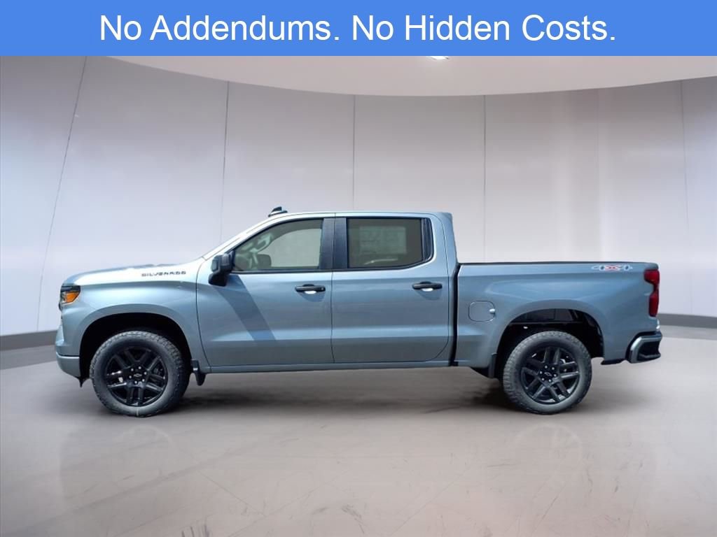 2026 Chevrolet Silverado 1500 Custom photo 2