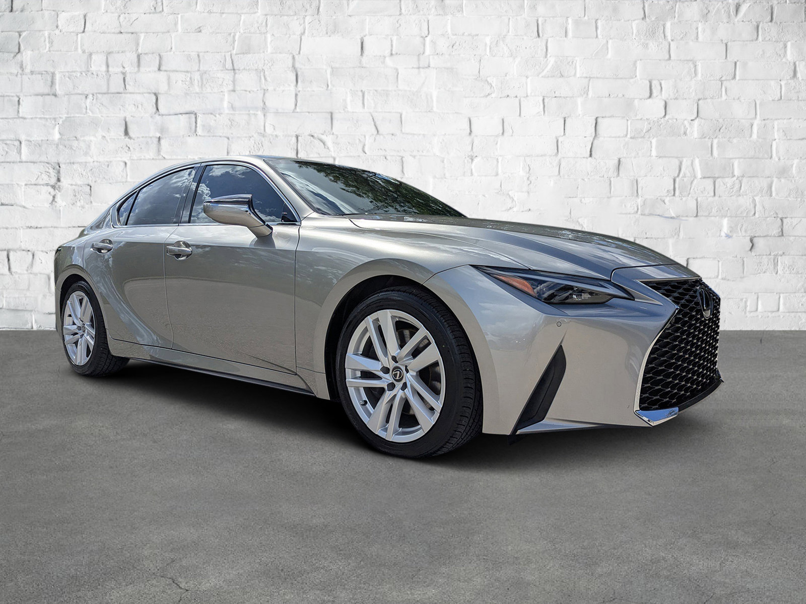 2023 Lexus IS 300