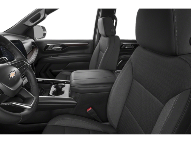2026 Chevrolet Suburban LS photo 4