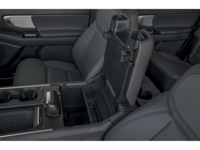 2025 Ford Expedition photo 11