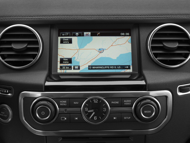 2016 Land Rover LR4 HSE photo 3