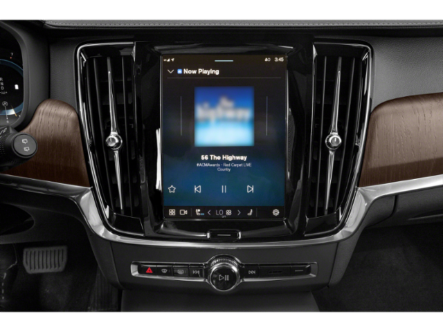 2025 Volvo V90 Cross Country B6 AWD photo 7