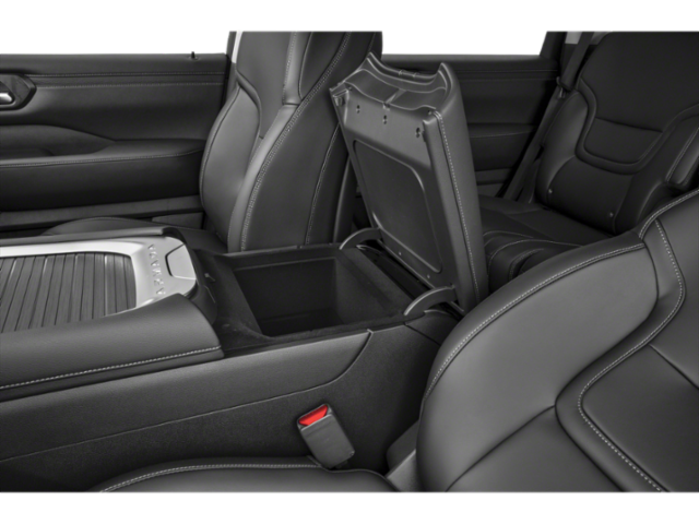 2026 Nissan Armada SV photo 11
