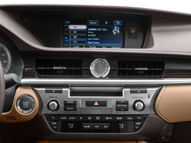 2017 Lexus ES 350 photo 11