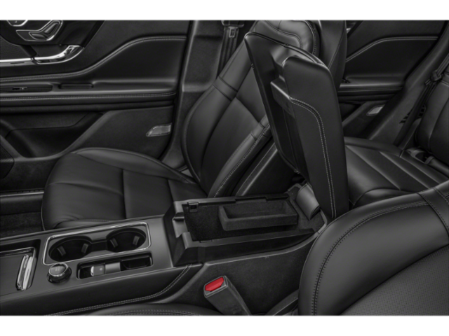 2025 Lincoln Corsair Premiere photo 9